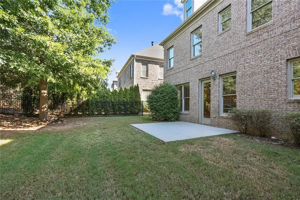 6228 Mount Vernon Oaks Drive, Sandy Springs, Georgia 30328, 4 Bedrooms Bedrooms, ,3 BathroomsBathrooms,Residential,Sold,6228 Mount Vernon Oaks Drive,5750830