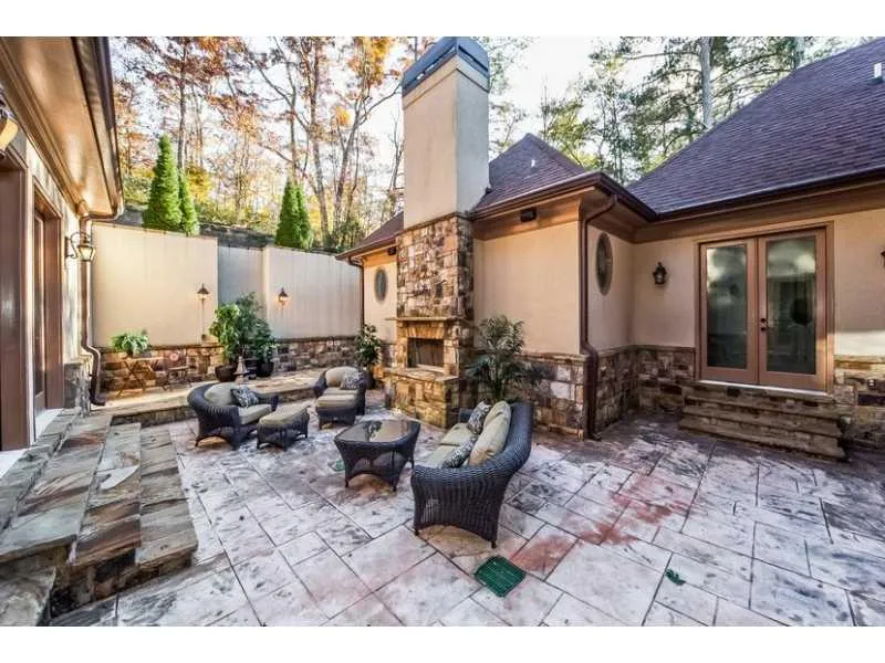 760 Londonberry Road Nw, Atlanta, Georgia 30327, 7 Bedrooms Bedrooms, ,7 BathroomsBathrooms,Residential,Sold,760 Londonberry Road Nw,5221059