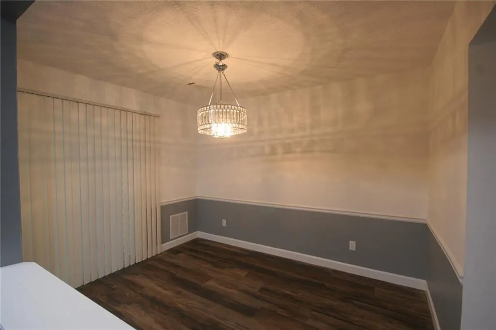 3107 Queen Anne Court, Sandy Springs, Georgia 30350, 2 Bedrooms Bedrooms, ,2 BathroomsBathrooms,Residential,Sold,3107 Queen Anne Court,7111262