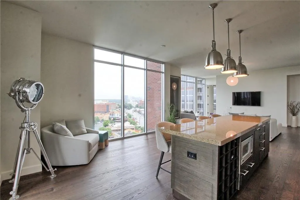 1820 Peachtree Street Nw Unit 1215, Atlanta, Georgia 30309, 2 Bedrooms Bedrooms, ,3 BathroomsBathrooms,Residential,Sold,1820 Peachtree Street Nw Unit 1215,5873070