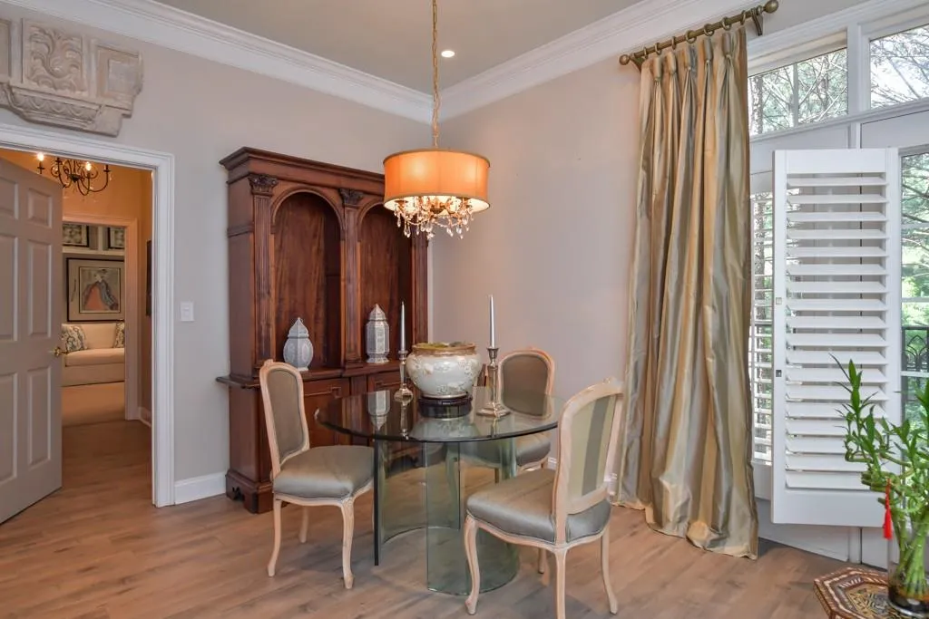 5415 Northland Drive Unit 103, Sandy Springs, Georgia 30342, 2 Bedrooms Bedrooms, ,2 BathroomsBathrooms,Residential,Sold,5415 Northland Drive Unit 103,6572594