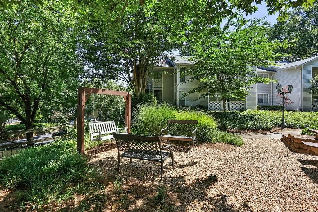 6816 Glenridge Drive Unit E, Atlanta, Georgia 30328, 2 Bedrooms Bedrooms, ,2 BathroomsBathrooms,Residential,Sold,6816 Glenridge Drive Unit E,6582226