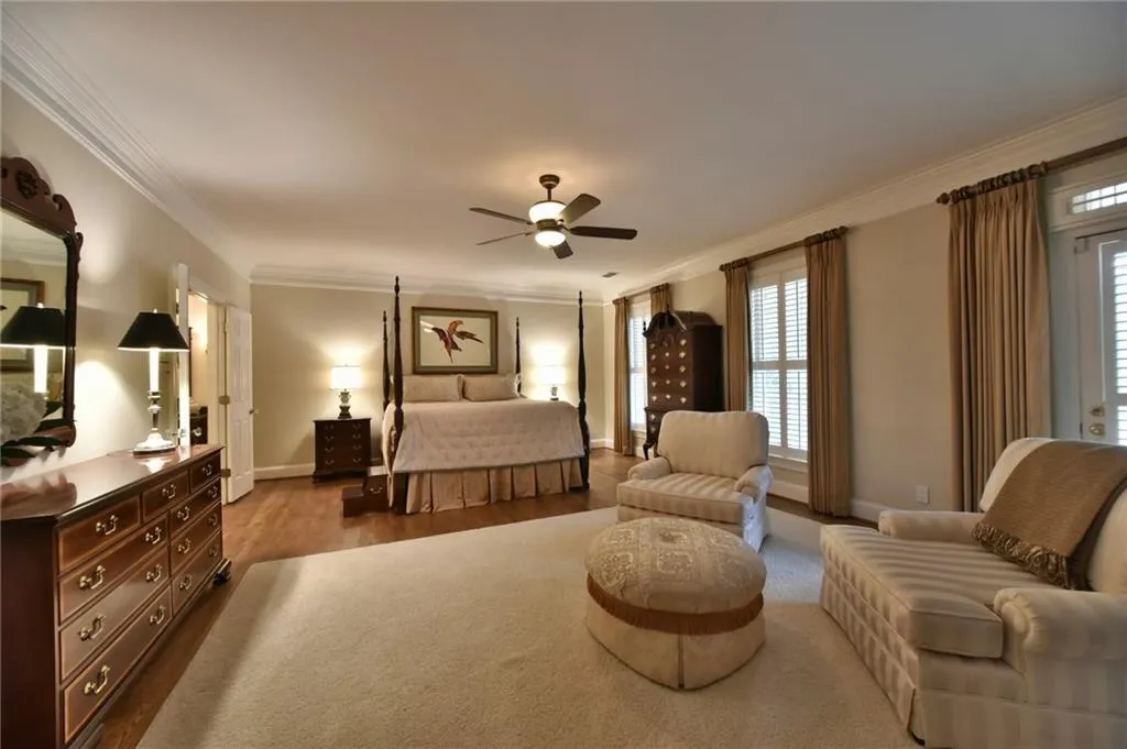1810 Marlborough Drive, Sandy Springs, Georgia 30350, 5 Bedrooms Bedrooms, ,5 BathroomsBathrooms,Residential,Sold,1810 Marlborough Drive,5787346