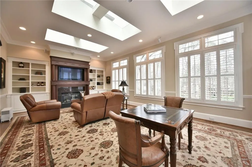 1810 Marlborough Drive, Sandy Springs, Georgia 30350, 5 Bedrooms Bedrooms, ,5 BathroomsBathrooms,Residential,Sold,1810 Marlborough Drive,5787346