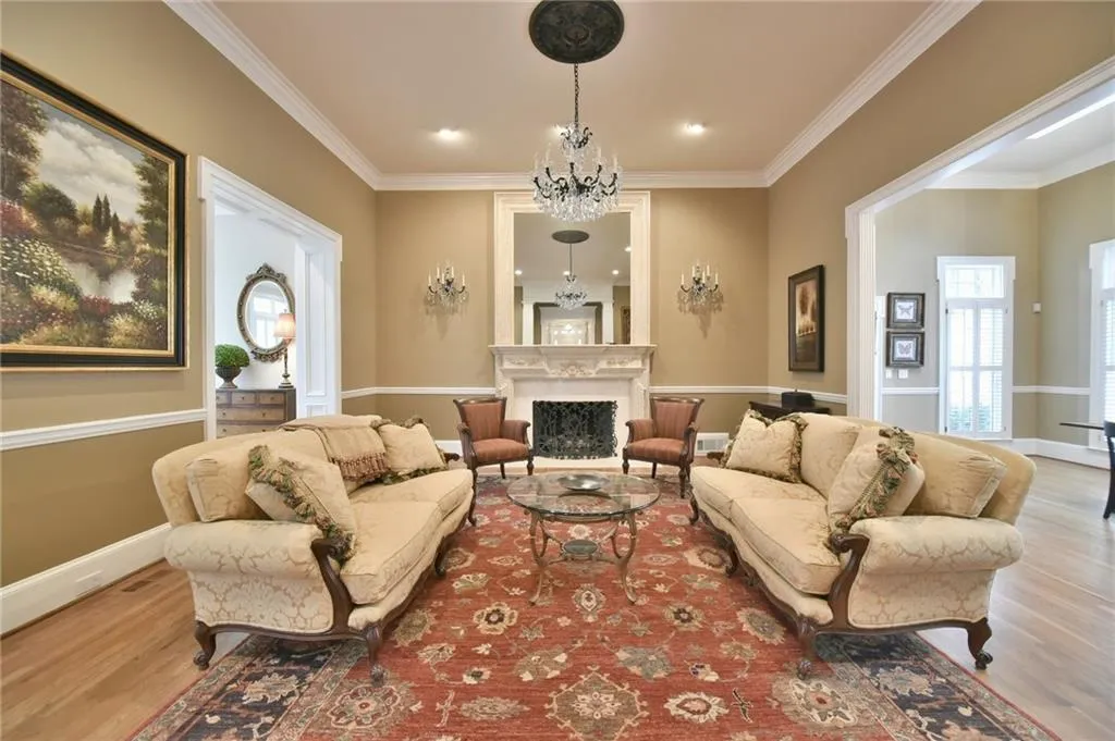 1810 Marlborough Drive, Sandy Springs, Georgia 30350, 5 Bedrooms Bedrooms, ,5 BathroomsBathrooms,Residential,Sold,1810 Marlborough Drive,5787346