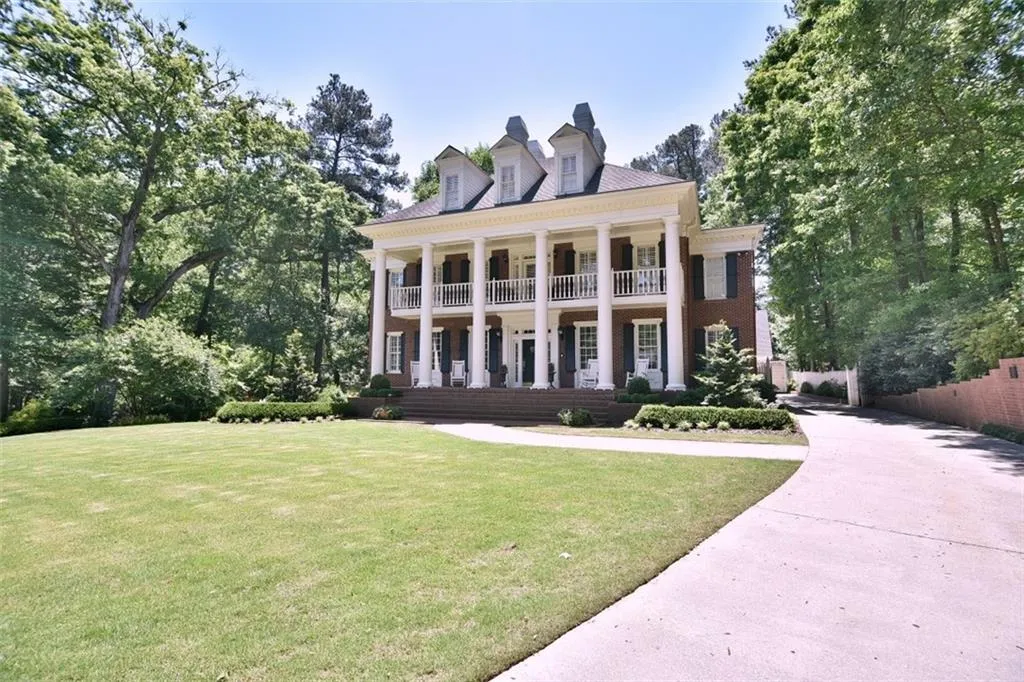 1810 Marlborough Drive, Sandy Springs, Georgia 30350, 5 Bedrooms Bedrooms, ,5 BathroomsBathrooms,Residential,Sold,1810 Marlborough Drive,5787346