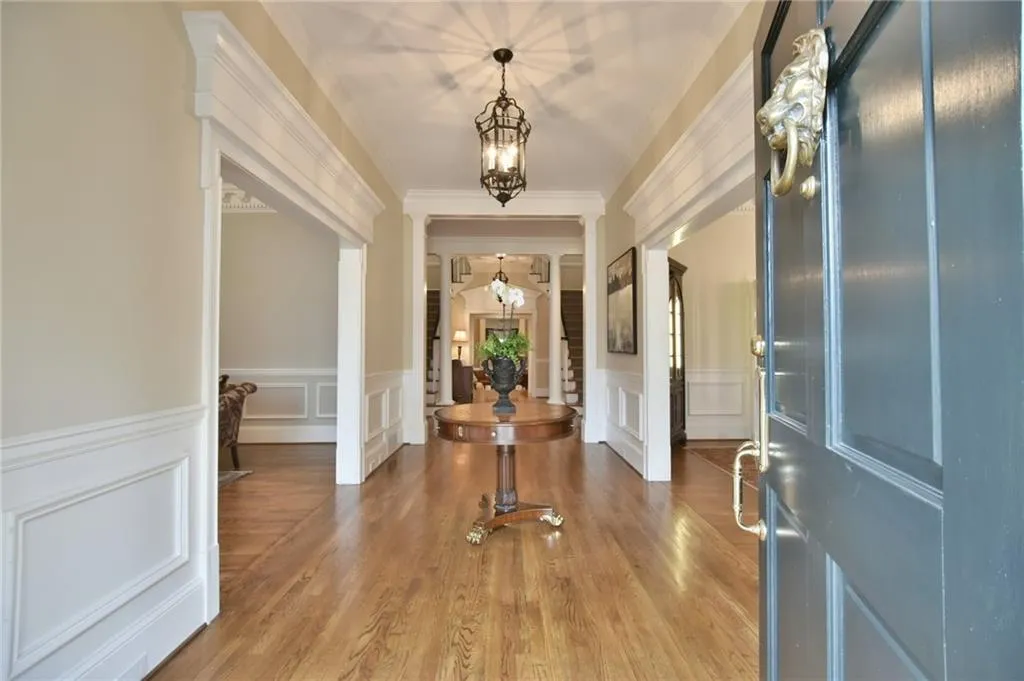 1810 Marlborough Drive, Sandy Springs, Georgia 30350, 5 Bedrooms Bedrooms, ,5 BathroomsBathrooms,Residential,Sold,1810 Marlborough Drive,5787346