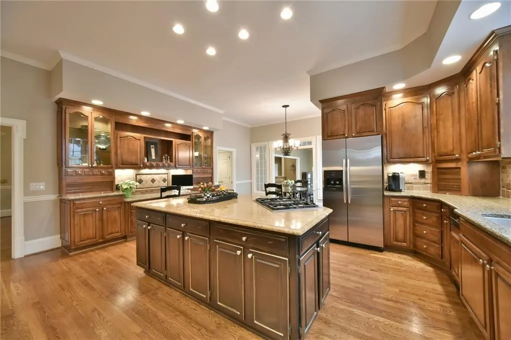 1810 Marlborough Drive, Sandy Springs, Georgia 30350, 5 Bedrooms Bedrooms, ,5 BathroomsBathrooms,Residential,Sold,1810 Marlborough Drive,5787346