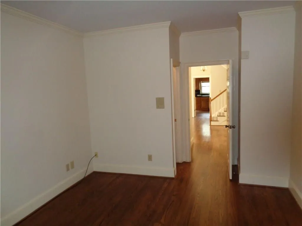 10 Battle Ridge Drive, Atlanta, Georgia 30342, 5 Bedrooms Bedrooms, ,4 BathroomsBathrooms,Residential,Sold,10 Battle Ridge Drive,5918716