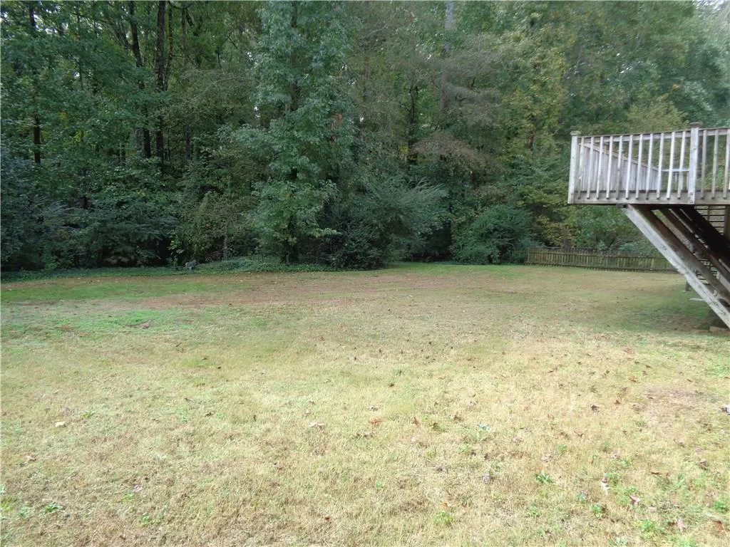 10 Battle Ridge Drive, Atlanta, Georgia 30342, 5 Bedrooms Bedrooms, ,4 BathroomsBathrooms,Residential,Sold,10 Battle Ridge Drive,5918716