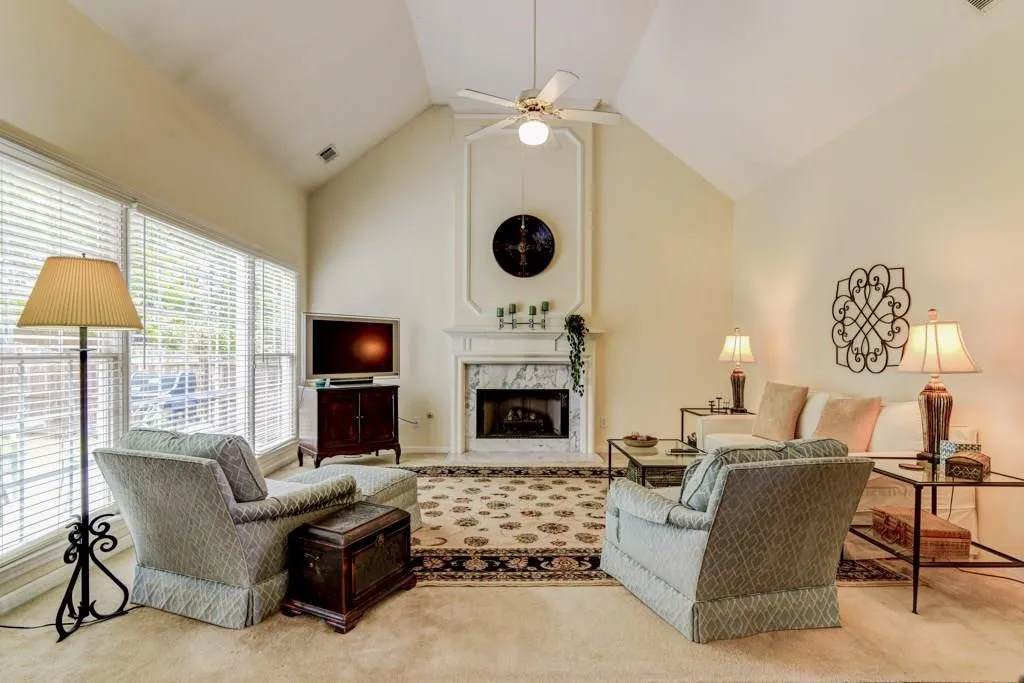 235 Somerset Court, Sandy Springs, Georgia 30350, 4 Bedrooms Bedrooms, ,3 BathroomsBathrooms,Residential,Sold,235 Somerset Court,6001747