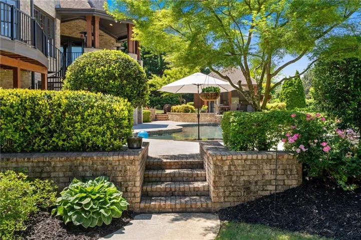 2725 Drayton Hall Drive, Buford, Georgia 30519