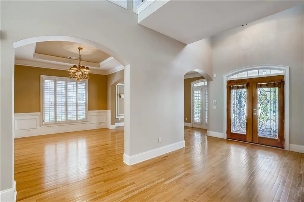 570 Wembley Circle, Atlanta, Georgia 30328, 4 Bedrooms Bedrooms, ,3 BathroomsBathrooms,Residential,Sold,570 Wembley Circle,6865089