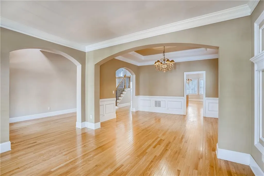 570 Wembley Circle, Atlanta, Georgia 30328, 4 Bedrooms Bedrooms, ,3 BathroomsBathrooms,Residential,Sold,570 Wembley Circle,6865089