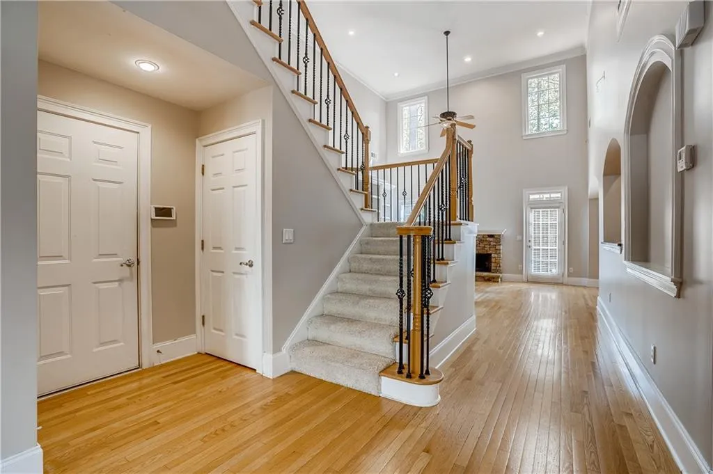 570 Wembley Circle, Atlanta, Georgia 30328, 4 Bedrooms Bedrooms, ,3 BathroomsBathrooms,Residential,Sold,570 Wembley Circle,6865089