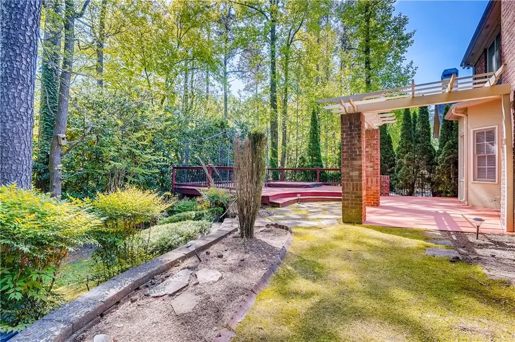 570 Wembley Circle, Atlanta, Georgia 30328, 4 Bedrooms Bedrooms, ,3 BathroomsBathrooms,Residential,Sold,570 Wembley Circle,6865089