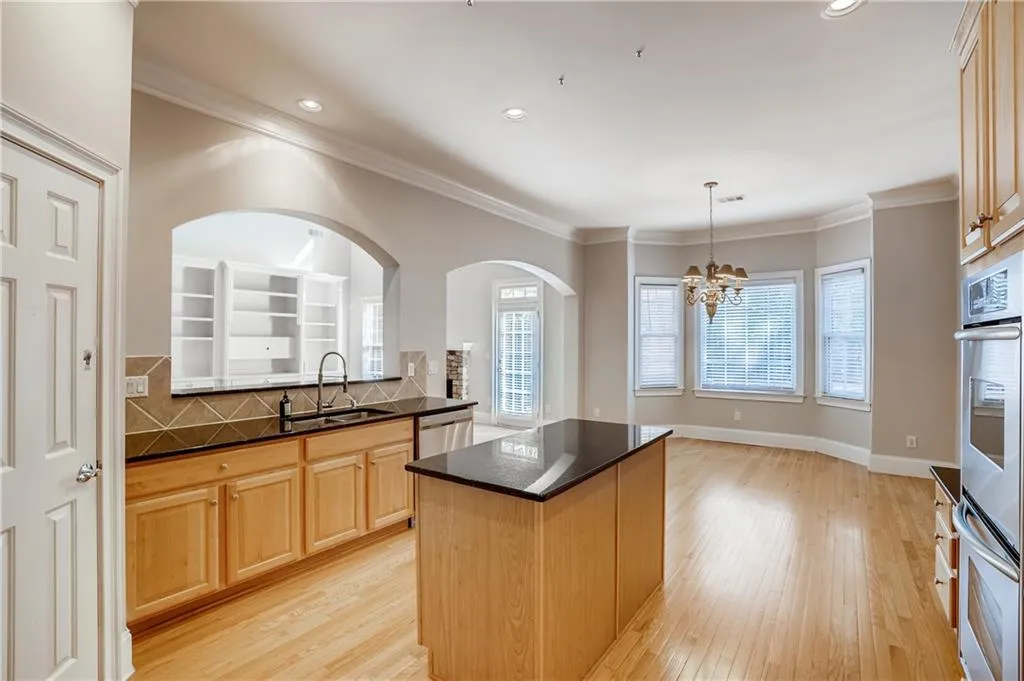 570 Wembley Circle, Atlanta, Georgia 30328, 4 Bedrooms Bedrooms, ,3 BathroomsBathrooms,Residential,Sold,570 Wembley Circle,6865089