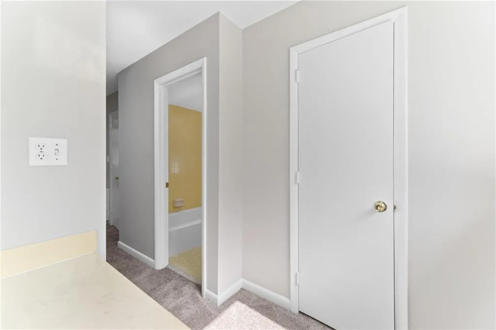 7148 Stonington Drive, Sandy Springs, Georgia 30328, 3 Bedrooms Bedrooms, ,3 BathroomsBathrooms,Residential,Sold,7148 Stonington Drive,7056402