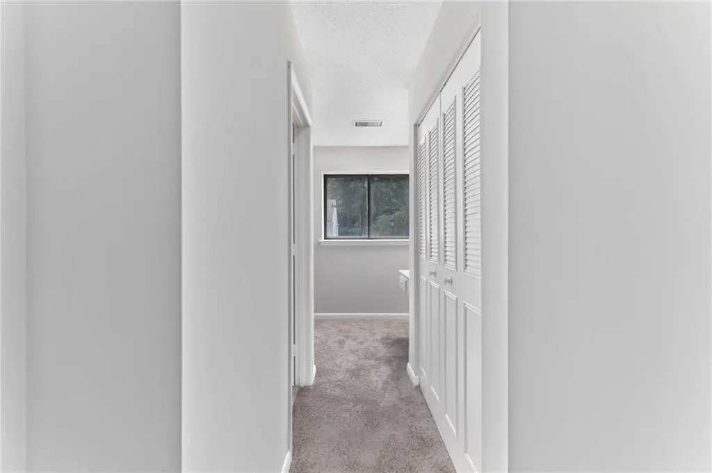 7148 Stonington Drive, Sandy Springs, Georgia 30328, 3 Bedrooms Bedrooms, ,3 BathroomsBathrooms,Residential,Sold,7148 Stonington Drive,7056402