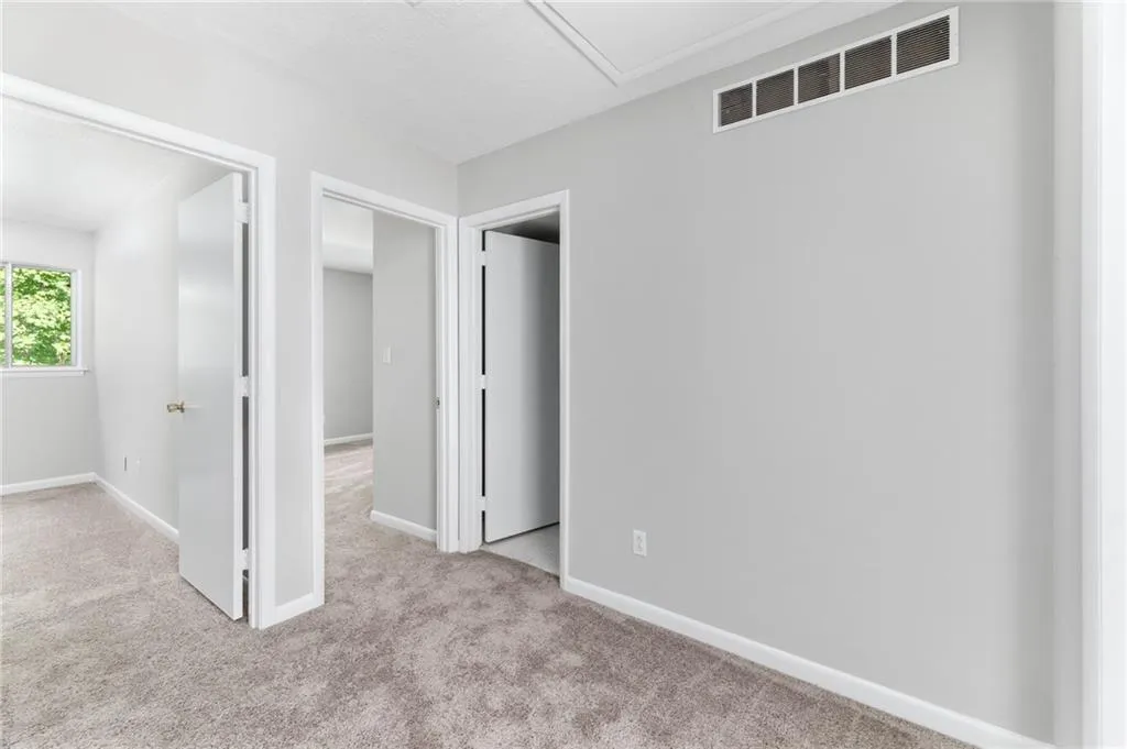 7148 Stonington Drive, Sandy Springs, Georgia 30328, 3 Bedrooms Bedrooms, ,3 BathroomsBathrooms,Residential,Sold,7148 Stonington Drive,7056402