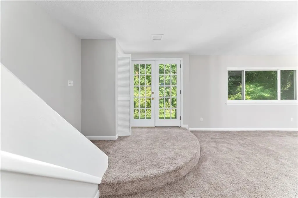 7148 Stonington Drive, Sandy Springs, Georgia 30328, 3 Bedrooms Bedrooms, ,3 BathroomsBathrooms,Residential,Sold,7148 Stonington Drive,7056402