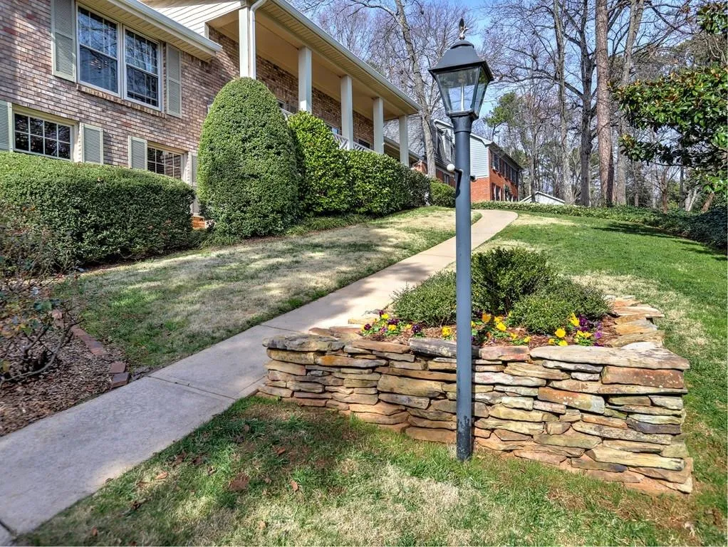 7240 Wynhill Drive, Sandy Springs, Georgia 30328, 4 Bedrooms Bedrooms, ,2 BathroomsBathrooms,Residential,Sold,7240 Wynhill Drive,6658796