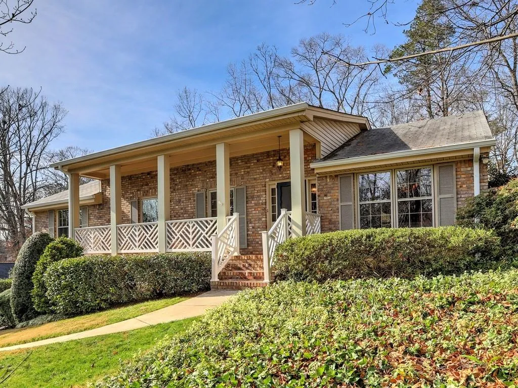 7240 Wynhill Drive, Sandy Springs, Georgia 30328, 4 Bedrooms Bedrooms, ,2 BathroomsBathrooms,Residential,Sold,7240 Wynhill Drive,6658796
