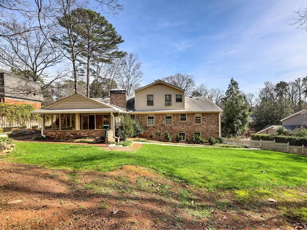 7240 Wynhill Drive, Sandy Springs, Georgia 30328, 4 Bedrooms Bedrooms, ,2 BathroomsBathrooms,Residential,Sold,7240 Wynhill Drive,6658796