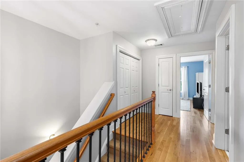 193 Le Gran Court, Atlanta, Georgia 30328, 3 Bedrooms Bedrooms, ,2 BathroomsBathrooms,Residential,For Sale,193 Le Gran Court,7667417