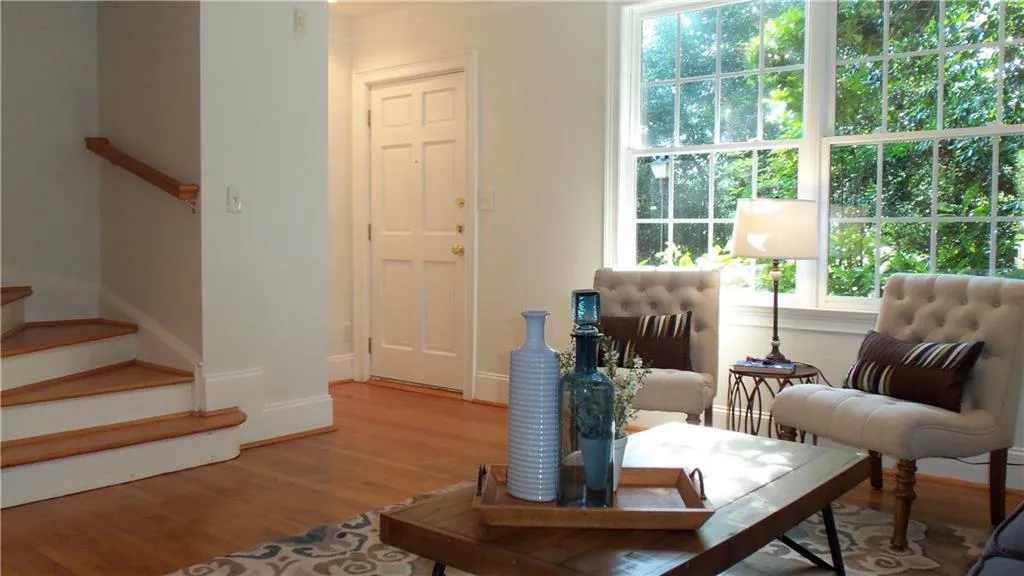 99 Sheridan Drive Ne Unit 12, Atlanta, Georgia 30305, 2 Bedrooms Bedrooms, ,2 BathroomsBathrooms,Residential,Sold,99 Sheridan Drive Ne Unit 12,5853909