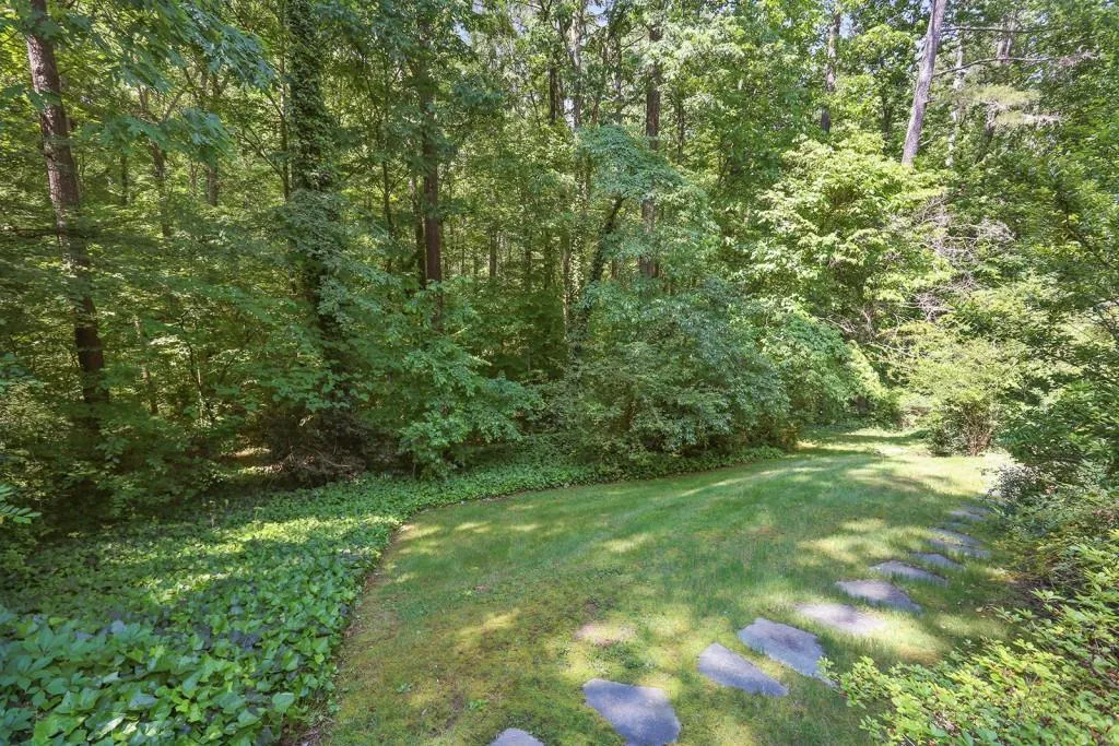 700 N Island Drive, Sandy Springs, Georgia 30327, 4 Bedrooms Bedrooms, ,2 BathroomsBathrooms,Residential,Sold,700 N Island Drive,5847203