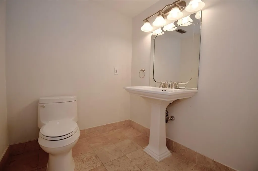 795 Hammond Drive Unit 2402, Atlanta, Georgia 30328, 1 Bedroom Bedrooms, ,1 BathroomBathrooms,Residential,Sold,795 Hammond Drive Unit 2402,6636787