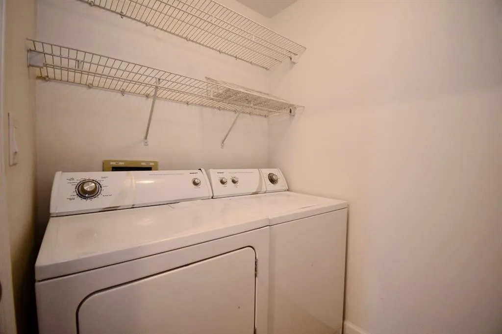 795 Hammond Drive Unit 2402, Atlanta, Georgia 30328, 1 Bedroom Bedrooms, ,1 BathroomBathrooms,Residential,Sold,795 Hammond Drive Unit 2402,6636787