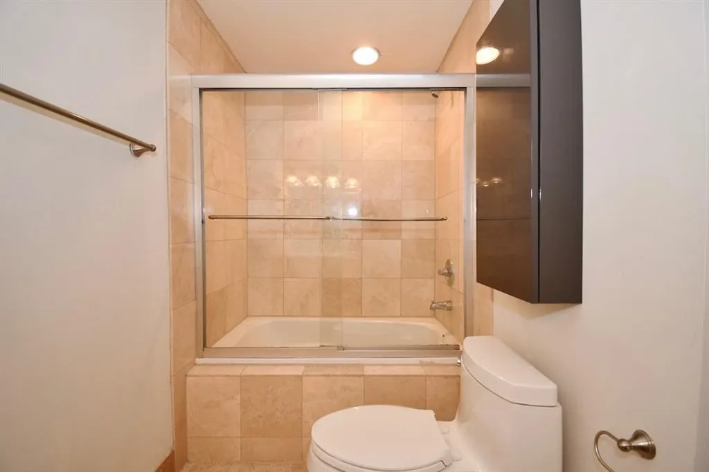795 Hammond Drive Unit 2402, Atlanta, Georgia 30328, 1 Bedroom Bedrooms, ,1 BathroomBathrooms,Residential,Sold,795 Hammond Drive Unit 2402,6636787
