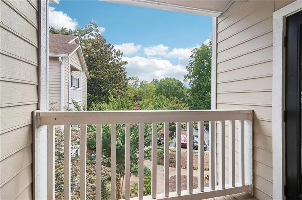 1250 Parkwood Circle Se Unit 1307, Atlanta, Georgia 30339, 1 Bedroom Bedrooms, ,1 BathroomBathrooms,Residential,For Sale,1250 Parkwood Circle Se Unit 1307,7617342