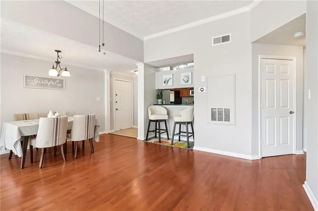 1250 Parkwood Circle Se Unit 1307, Atlanta, Georgia 30339, 1 Bedroom Bedrooms, ,1 BathroomBathrooms,Residential,For Sale,1250 Parkwood Circle Se Unit 1307,7617342