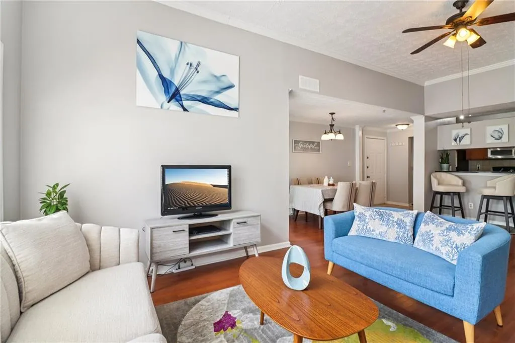 1250 Parkwood Circle Se Unit 1307, Atlanta, Georgia 30339, 1 Bedroom Bedrooms, ,1 BathroomBathrooms,Residential,For Sale,1250 Parkwood Circle Se Unit 1307,7617342