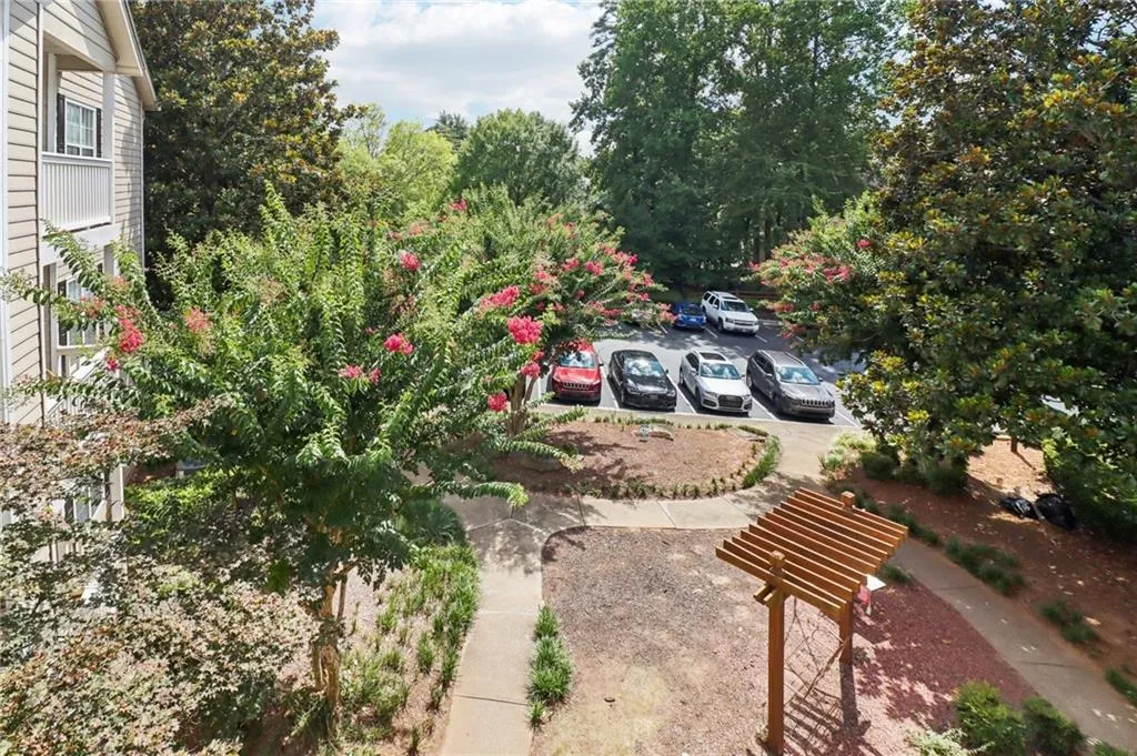 1250 Parkwood Circle Se Unit 1307, Atlanta, Georgia 30339, 1 Bedroom Bedrooms, ,1 BathroomBathrooms,Residential,For Sale,1250 Parkwood Circle Se Unit 1307,7617342