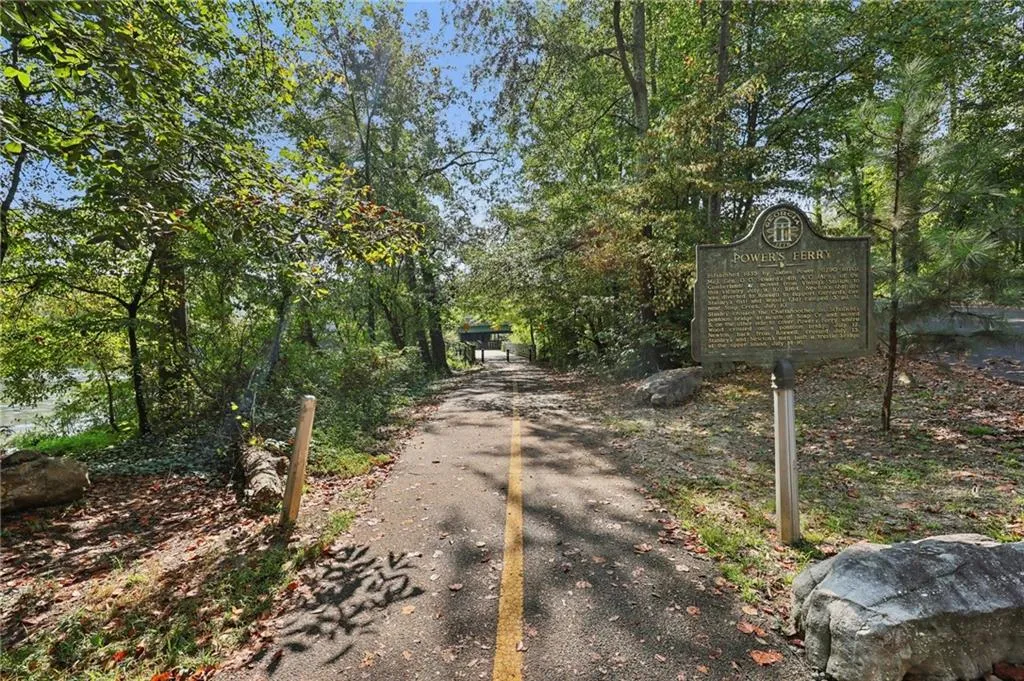 1250 Parkwood Circle Se Unit 1307, Atlanta, Georgia 30339, 1 Bedroom Bedrooms, ,1 BathroomBathrooms,Residential,For Sale,1250 Parkwood Circle Se Unit 1307,7617342