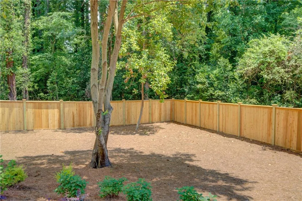 735 Glenairy Drive, Sandy Springs, Georgia 30328, 5 Bedrooms Bedrooms, ,5 BathroomsBathrooms,Residential,Sold,735 Glenairy Drive,6733086