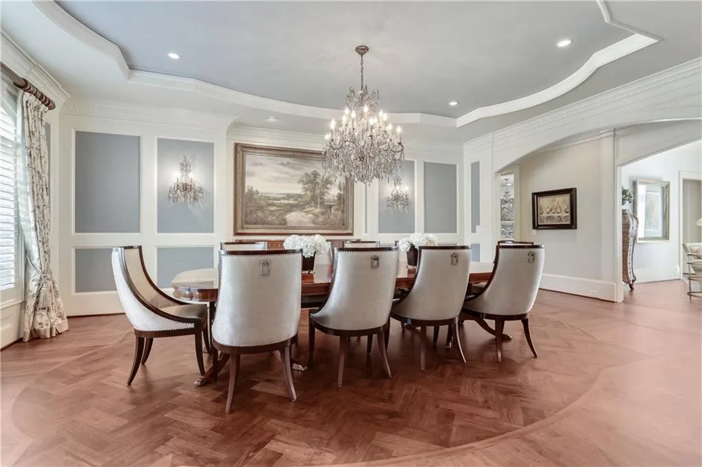 735 Glenairy Drive, Sandy Springs, Georgia 30328, 5 Bedrooms Bedrooms, ,5 BathroomsBathrooms,Residential,Sold,735 Glenairy Drive,6733086