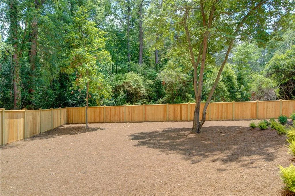 735 Glenairy Drive, Sandy Springs, Georgia 30328, 5 Bedrooms Bedrooms, ,5 BathroomsBathrooms,Residential,Sold,735 Glenairy Drive,6733086