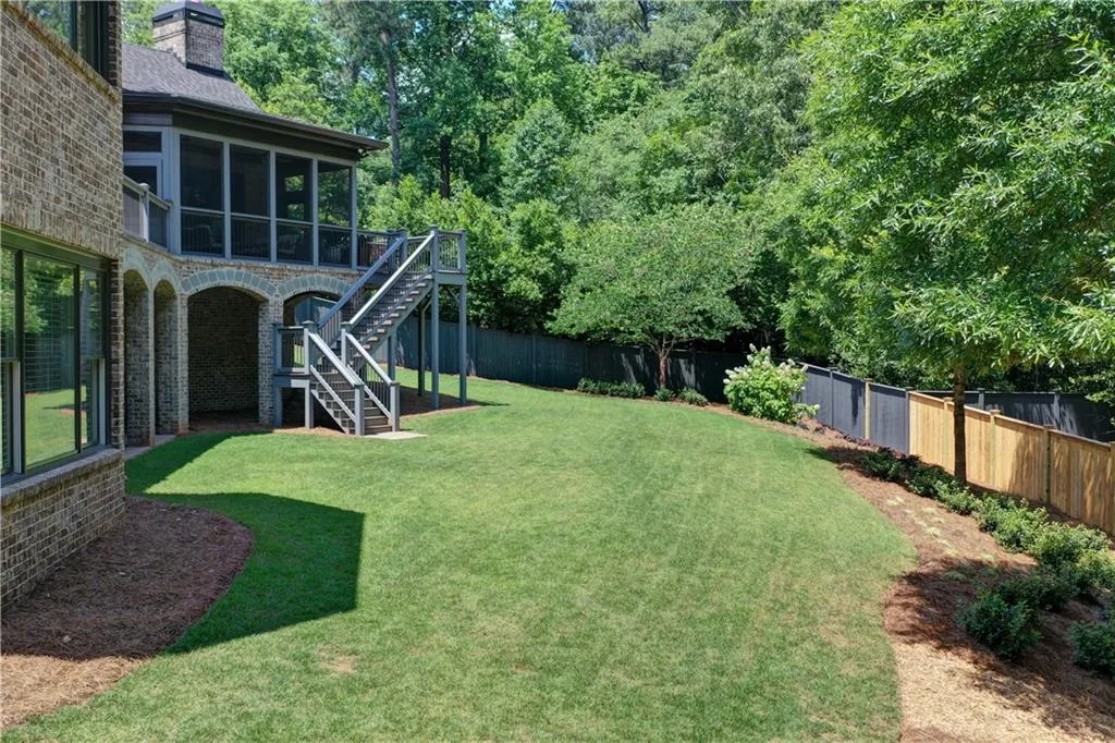 735 Glenairy Drive, Sandy Springs, Georgia 30328, 5 Bedrooms Bedrooms, ,5 BathroomsBathrooms,Residential,Sold,735 Glenairy Drive,6733086