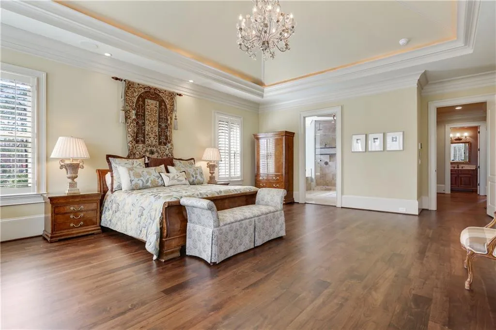 735 Glenairy Drive, Sandy Springs, Georgia 30328, 5 Bedrooms Bedrooms, ,5 BathroomsBathrooms,Residential,Sold,735 Glenairy Drive,6733086