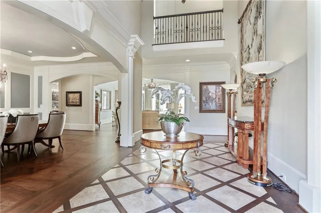 735 Glenairy Drive, Sandy Springs, Georgia 30328, 5 Bedrooms Bedrooms, ,5 BathroomsBathrooms,Residential,Sold,735 Glenairy Drive,6733086