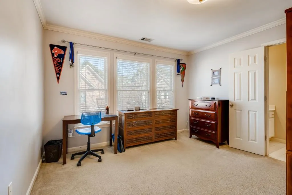 7330 Village Creek Trace, Sandy Springs, Georgia 30328, 4 Bedrooms Bedrooms, ,3 BathroomsBathrooms,Residential,Sold,7330 Village Creek Trace,6847104