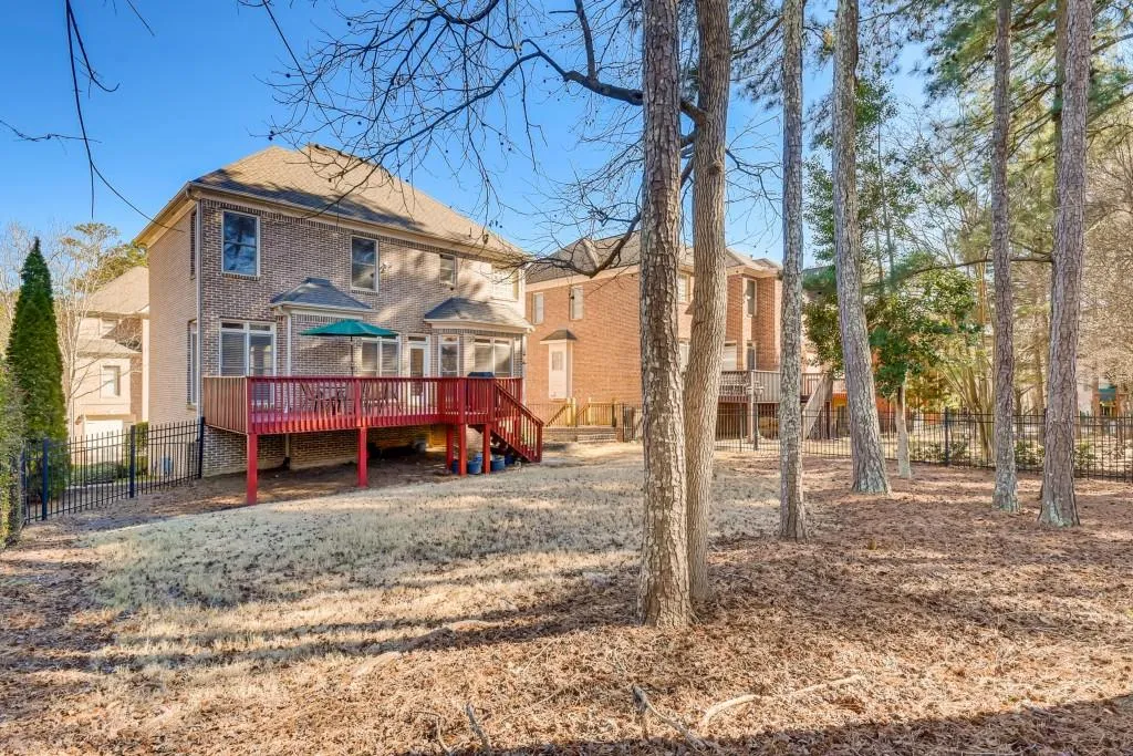 7330 Village Creek Trace, Sandy Springs, Georgia 30328, 4 Bedrooms Bedrooms, ,3 BathroomsBathrooms,Residential,Sold,7330 Village Creek Trace,6847104