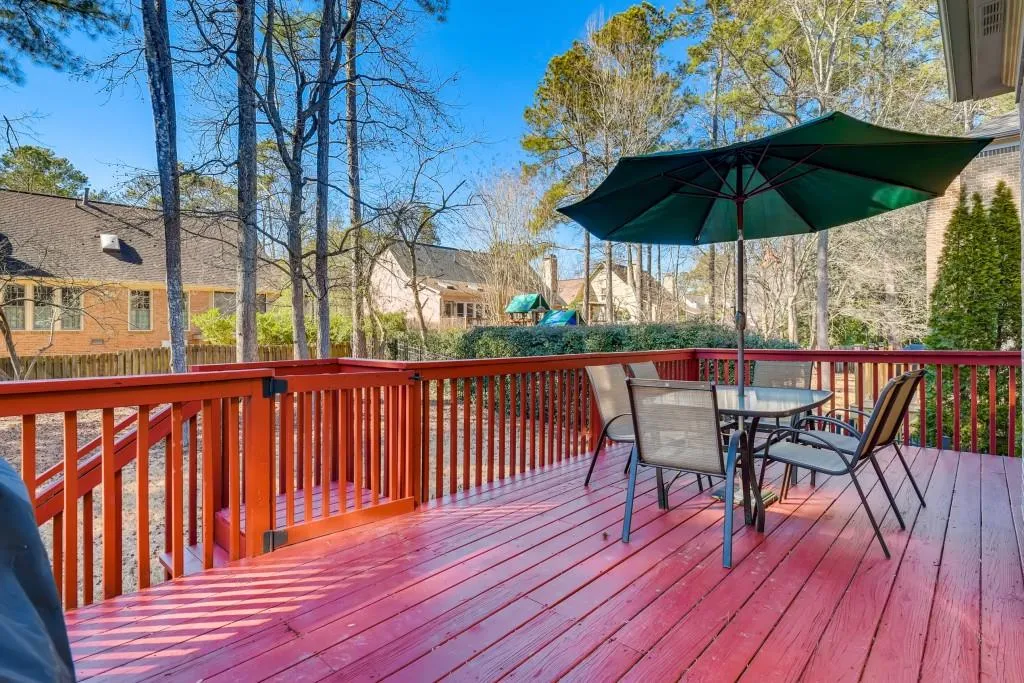 7330 Village Creek Trace, Sandy Springs, Georgia 30328, 4 Bedrooms Bedrooms, ,3 BathroomsBathrooms,Residential,Sold,7330 Village Creek Trace,6847104