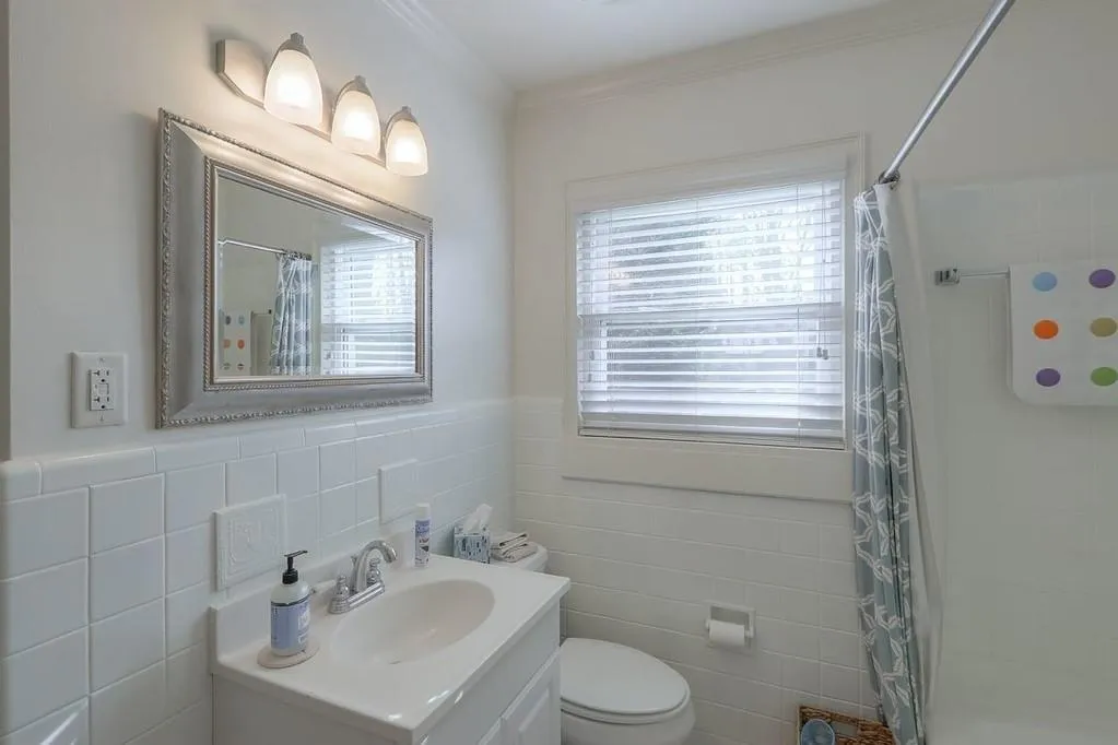 5710 Pine Brook Road Ne, Sandy Springs, Georgia 30328, 3 Bedrooms Bedrooms, ,3 BathroomsBathrooms,Residential,Sold,5710 Pine Brook Road Ne,6699669