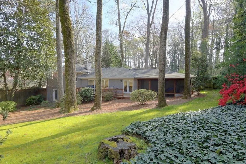 5710 Pine Brook Road Ne, Sandy Springs, Georgia 30328, 3 Bedrooms Bedrooms, ,3 BathroomsBathrooms,Residential,Sold,5710 Pine Brook Road Ne,6699669